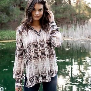 Haute Hippie Tribe 'Harper' V-Neck Pullover Blouse- Khaki Snake